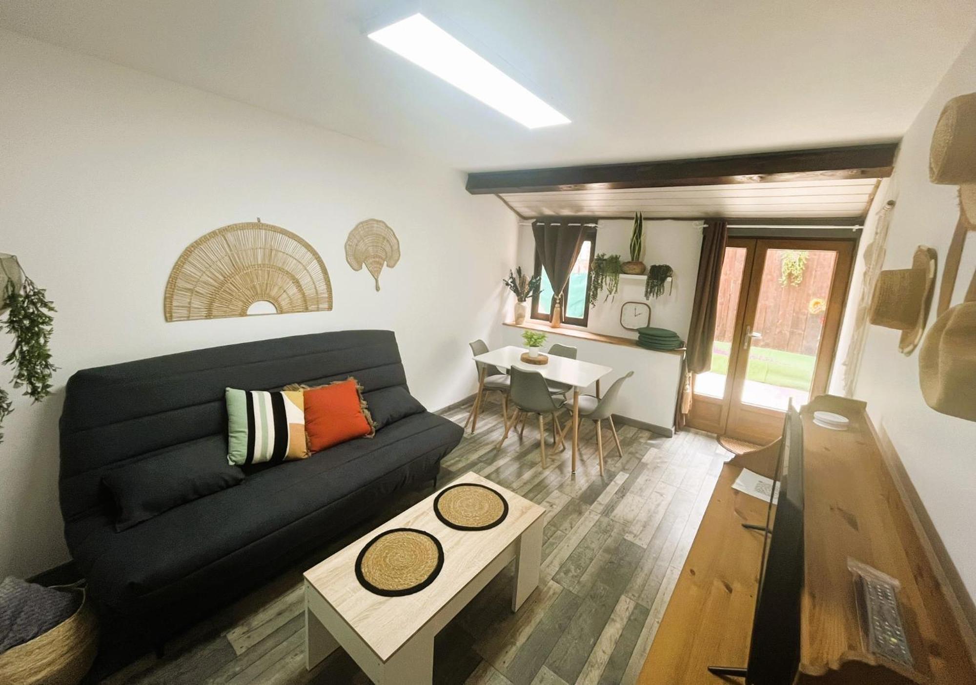 Au Pied Des Remparts 10 Rue Saint Jean Apartment Villefranche-de-Conflent Exterior photo